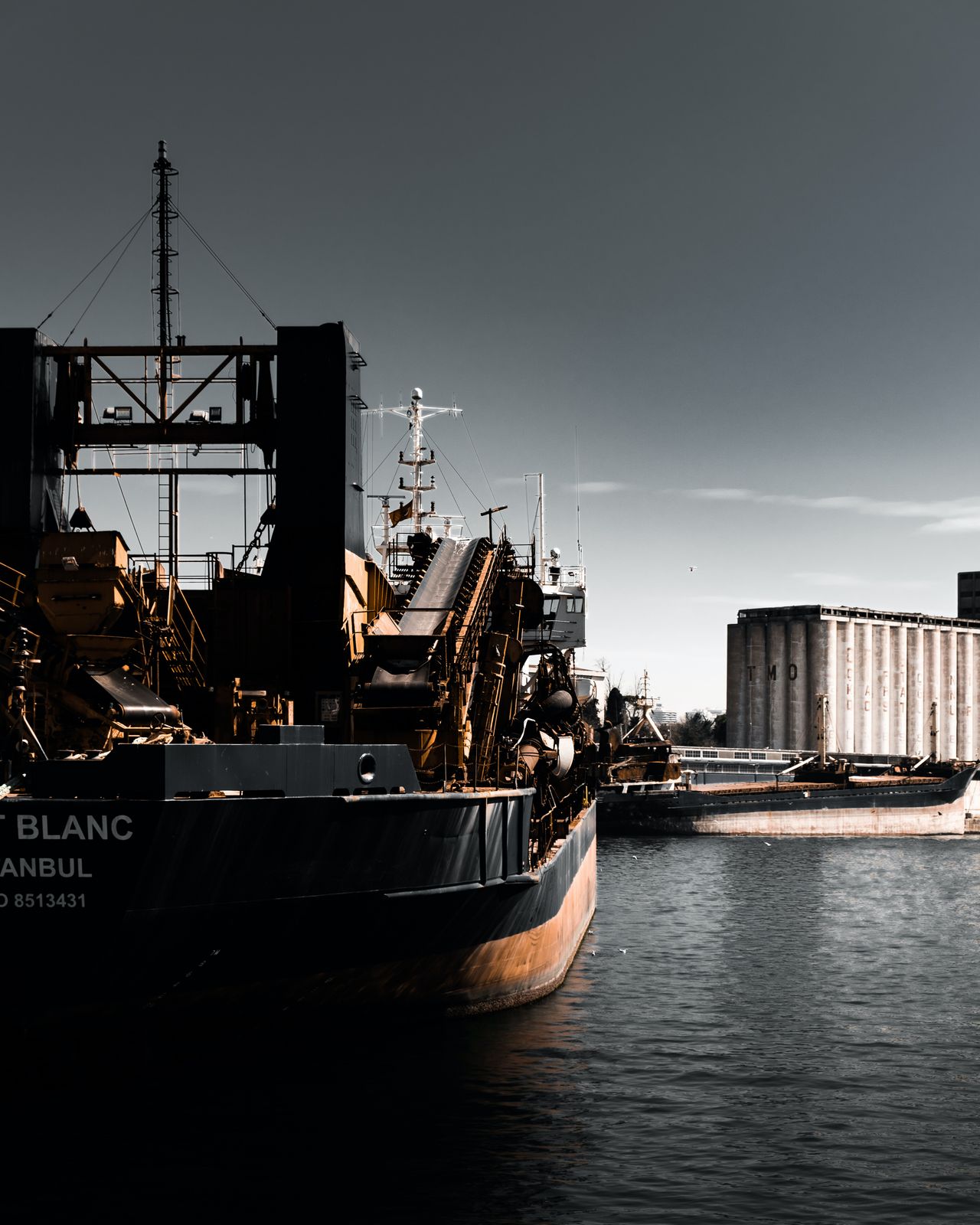 Opérations portuaires nocturnes